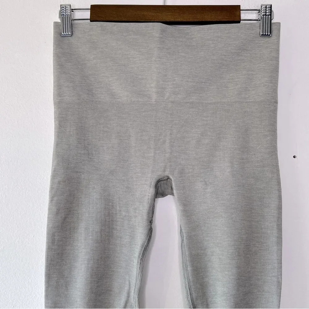 Blanqi Light Gray Sport Support Hipster‎ Contour Legging Size S - Picture 3 of 9